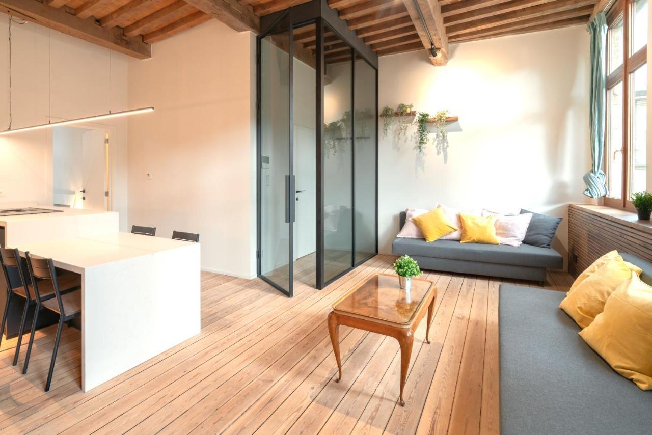 The Hendrik Square Apartments Antwerpen Exterior foto